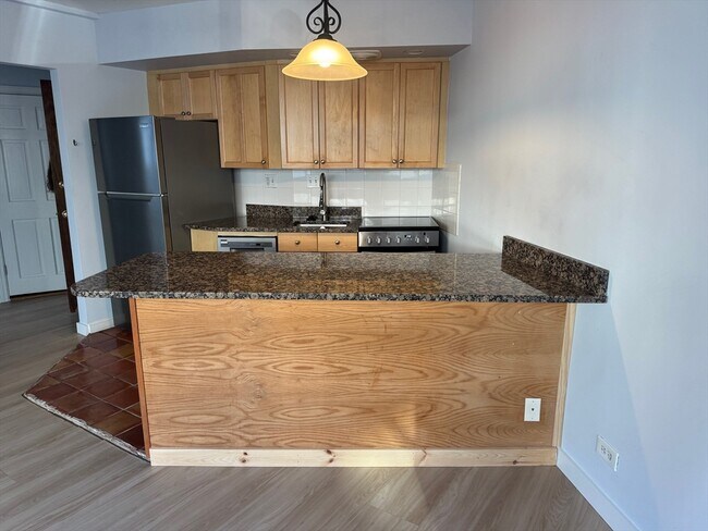 Photo - 516 Green St Unit 1D