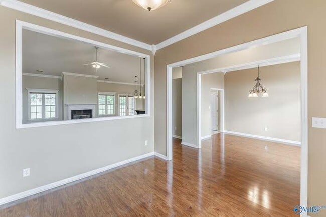 Photo - 225 De Jan Rd