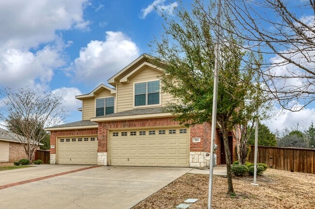 Photo - Beautiful 3 Bedroom Townhome located in Lavon,Texas!