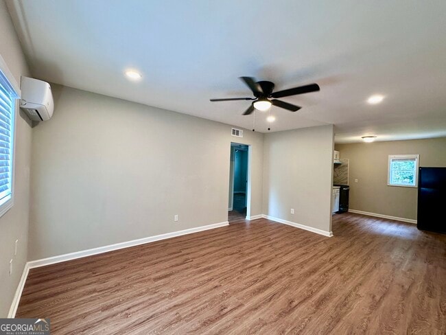 Photo - 531 Gresham Park Dr