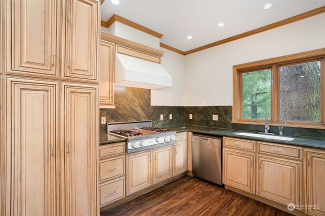 Photo - 14520 Fremont Ave N