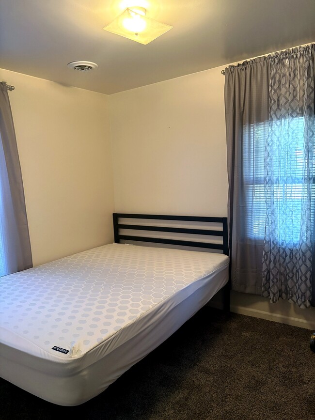 3705 Burchfield Dr Unit Furnished Front Unit