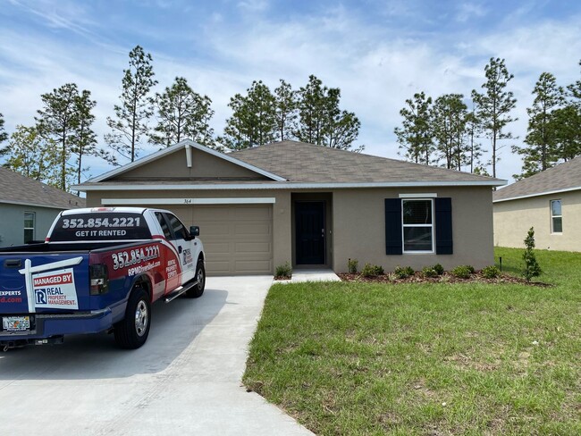 Building Photo - - Desirable Lake Diamond Subdivision 4/2/2... Rental