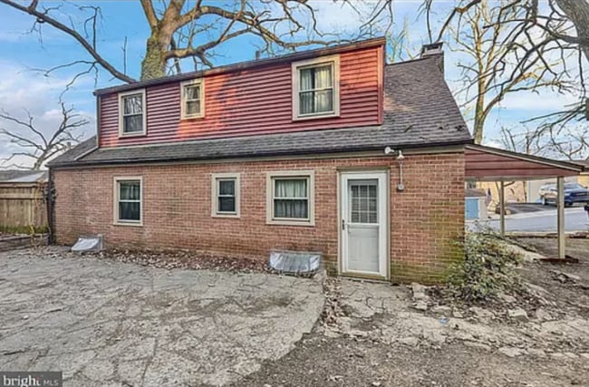 Photo - 212 Laurel Ave