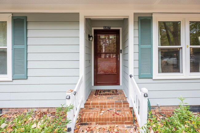 Photo - Adorable End-Unit Townhome in Desirable No...