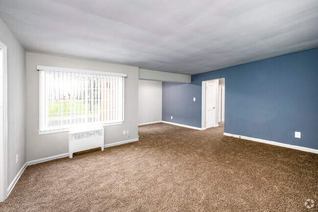 Building Photo - Newbury Square Rental