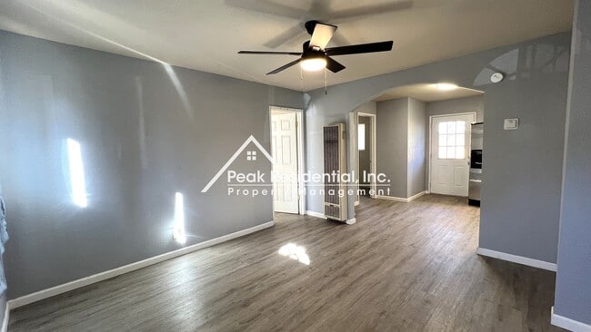 Photo - Carmichael 2bd/1ba Duplex near Manzanita & Auburn Blvd