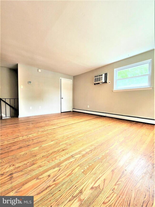 Photo - 2616 Parkside Terrace