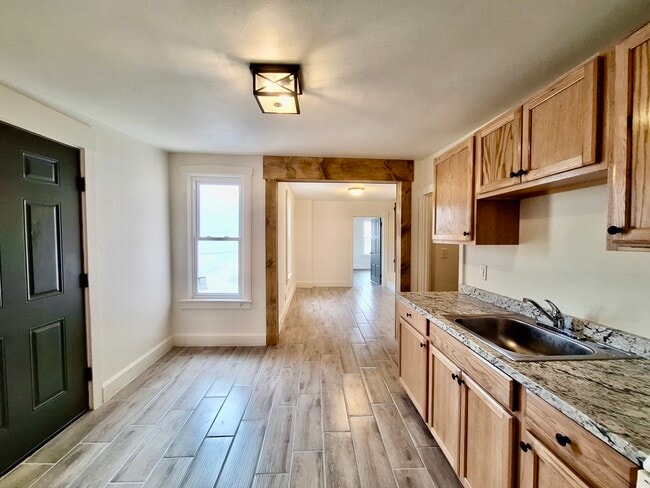 Photo - 258 S Spruce St Unit 201