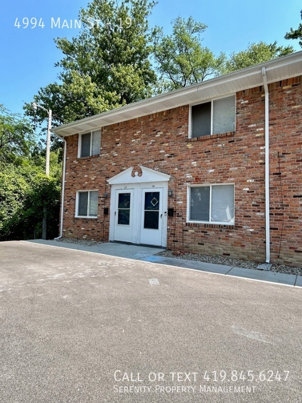 Photo - 4994 Main St Townhome