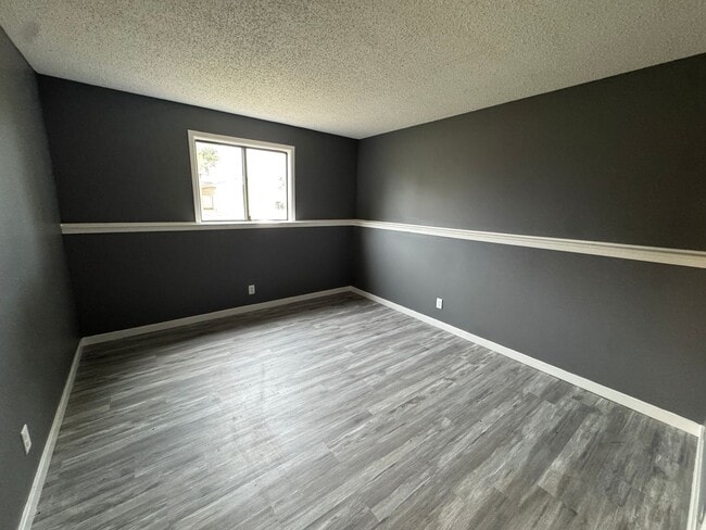 Photo - 317 N Bridge Ln Unit 3