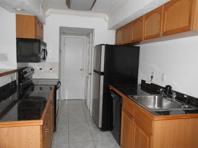 Photo - 2750 Holly Hall St Unit 1412