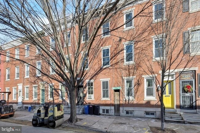 Photo - 341 Dickinson St