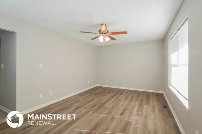 Photo - 605 Birch St