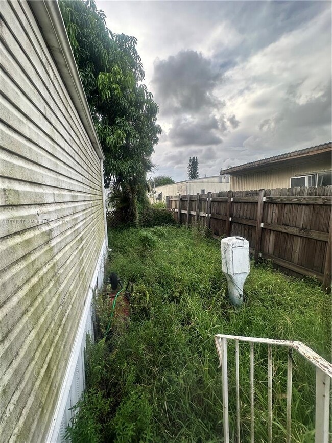 Photo - 11908 Cove Pl