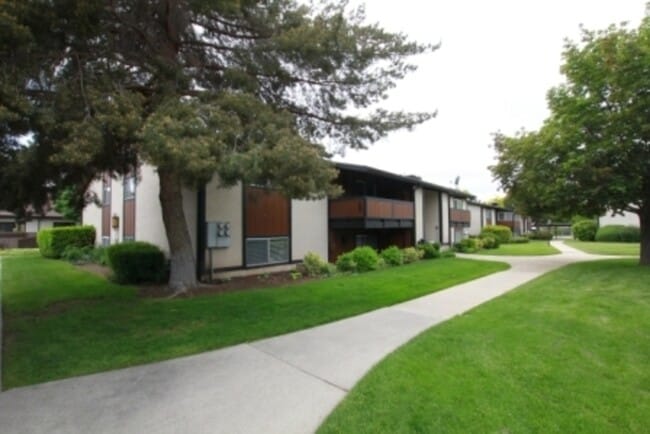 Photo - 258 W Garden Park Condo