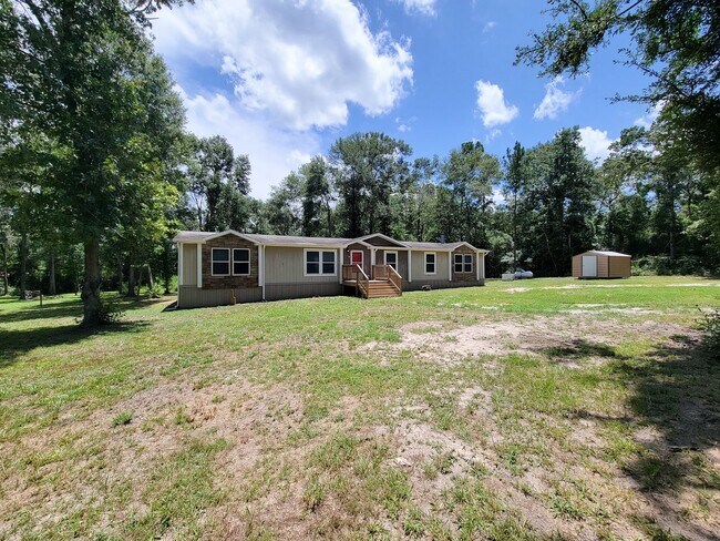 Photo - Cozy and Adorable home 4 bedroom 2 bath ho...