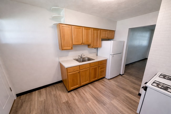 Building Photo - 510 E Pittsburgh McKeesport Blvd