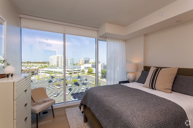2 BR, 2 BA - 1160 SF
