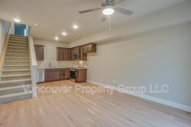 Photo - 2215 E Badger Wy