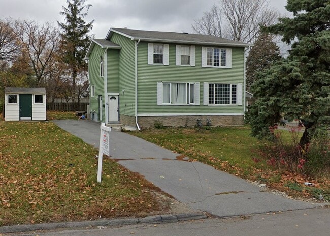 Building Photo - 4 Calderwood Dr Unit 1