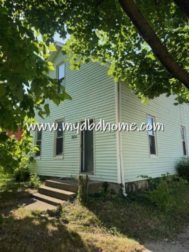 Photo - 2404 Chestnut St House
