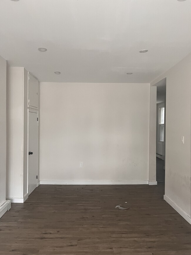 Photo - 56 Atlantic St Unit 1