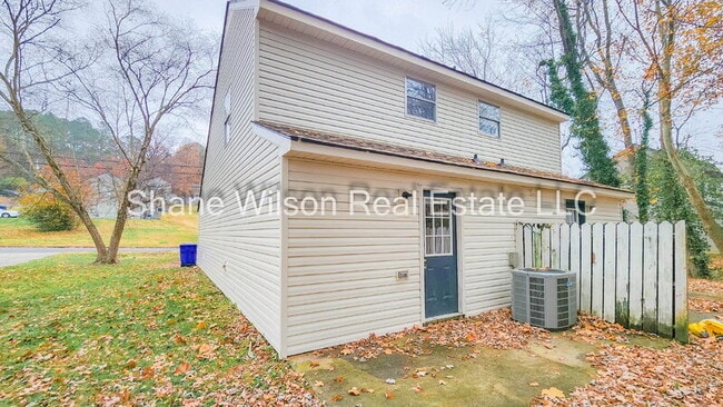 Photo - 3354 Steeple Cir NE