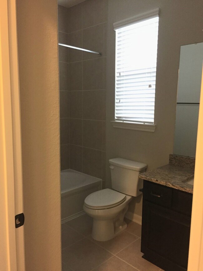 Photo - 8910 Texas Honeysuckle Trail