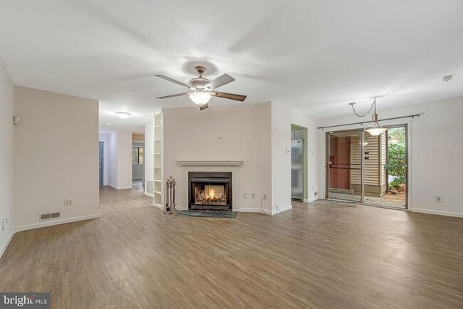 Photo - 405A Cypress Point Cir