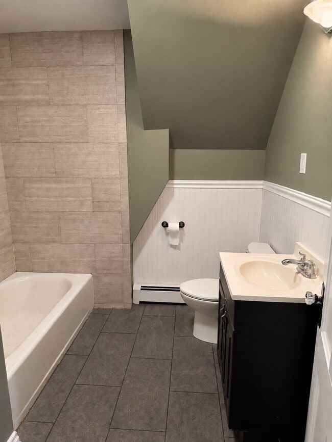 91 Ring St Unit 1