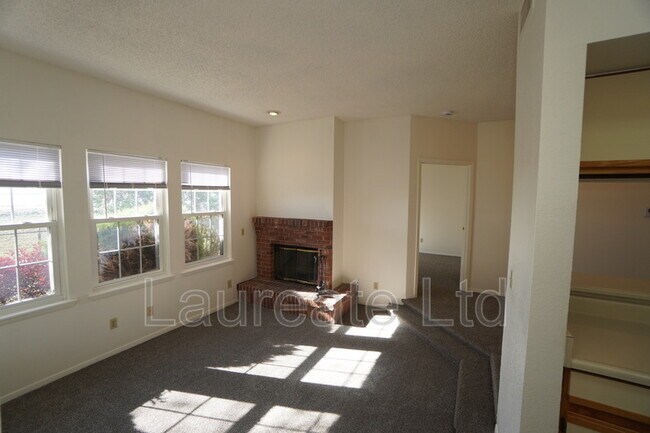 Photo - 4760 S Wadsworth Blvd