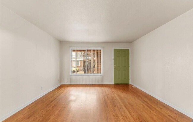 Photo - 61 S Sable Blvd