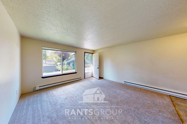 Photo - Great Location! Quiet Duplex! Unit 1603