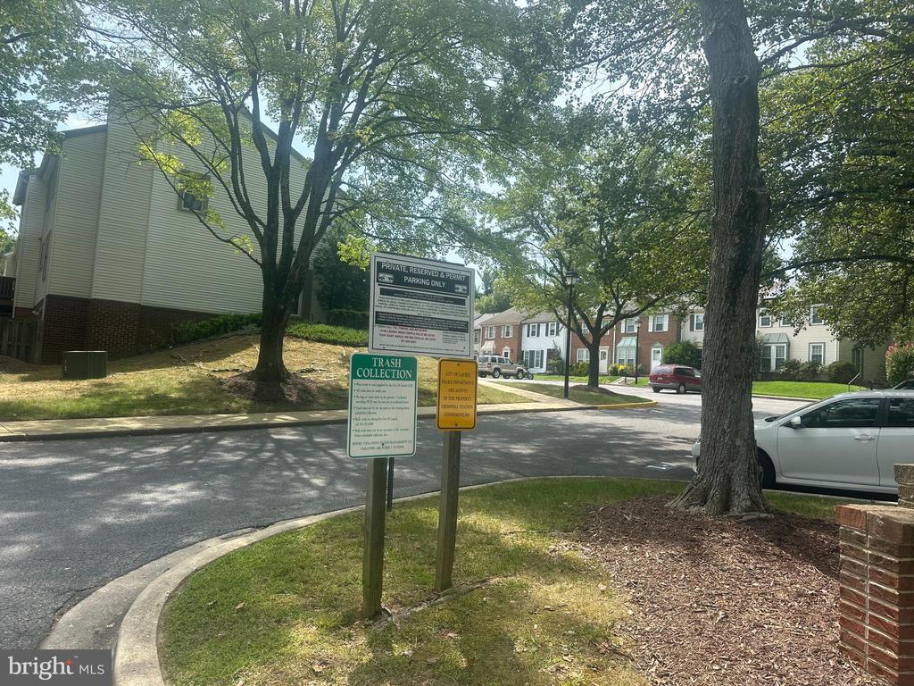 Photo - 15929 Dorset Rd Townhome