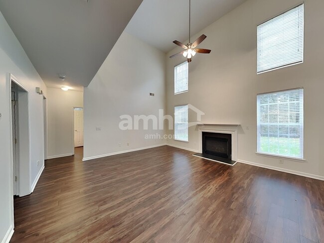 Photo - 16202 Grafham Cir