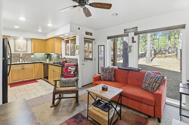 Building Photo - 12796 Northwoods Blvd Unit 420