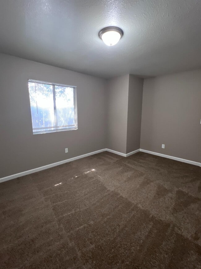 Photo - 1262 N Marks Ave