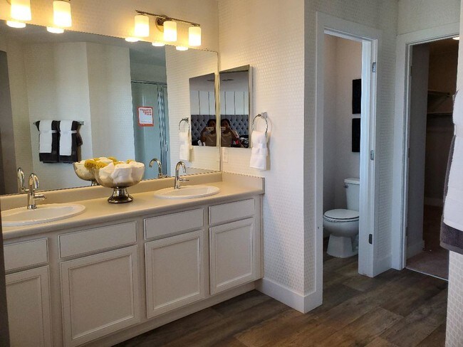 Photo - 16073 E 47th Pl