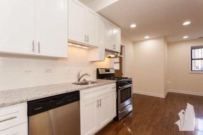 Photo - 2 bedroom in Chicago IL 60640 Unit 1952-2AA