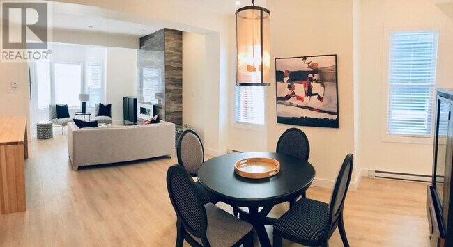 101 Lemarchant Rd