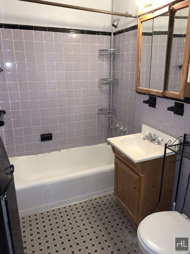 Photo - East 58th Street Unit 5B