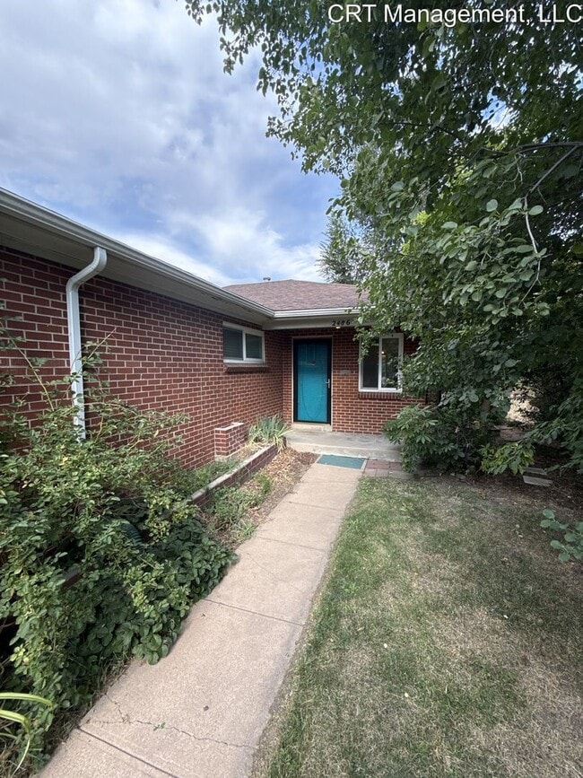 Building Photo - Charming 2-Bedroom Duplex in the Heart of ... Rental