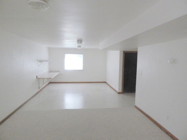 Photo - 718 Justice Dr