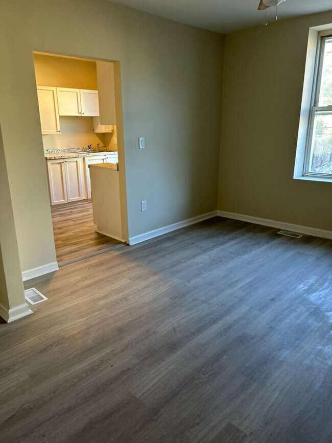 Photo - 1265 Reservoir Ave Unidad B