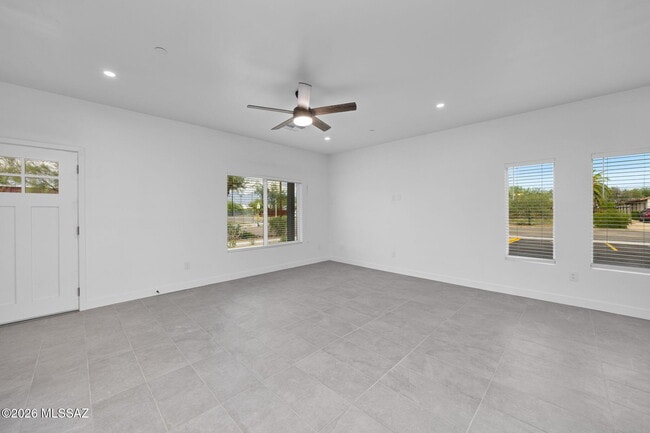 502 S Fremont Ave