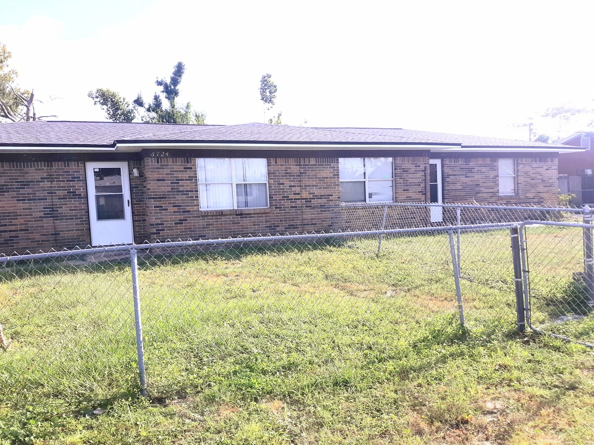 Photo - 6724 Chipewa Street