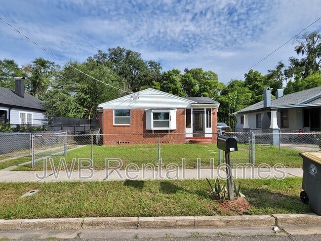 Building Photo - 329 Demper Dr Rental