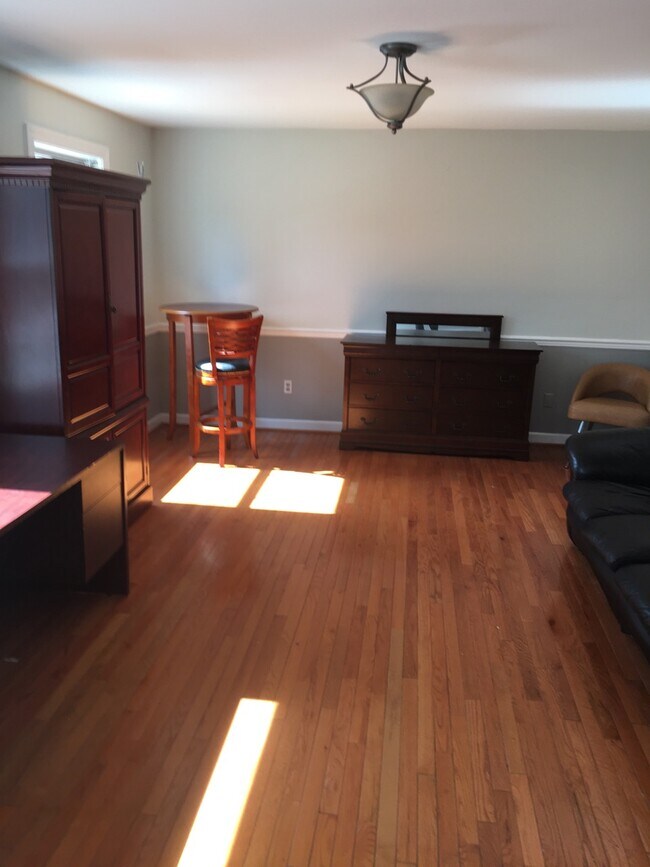 Photo - 702 Hudson Ave