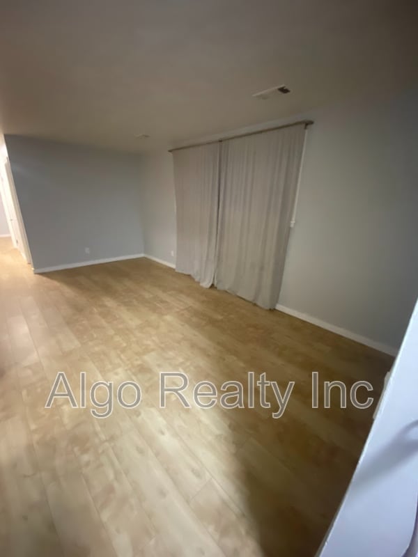 Photo - 4029 2nd St NE